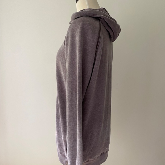 AE Purple Hoodie SZ S - Picture 2 of 6